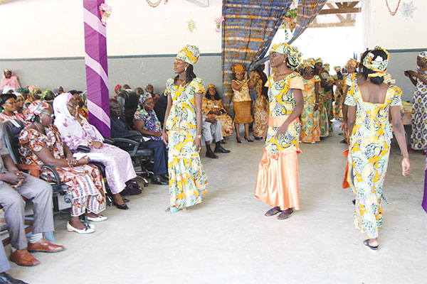 Maroua: fin d'année à Saaré Tabitha Maroua: fin d'année à Saaré Tabitha