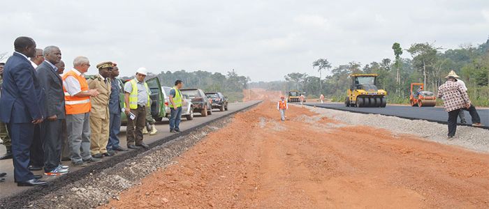 Autoroute Yaoundé-Douala: près de 10 km déjà bitumés Autoroute Yaoundé-Douala: près de 10 km déjà bitumés